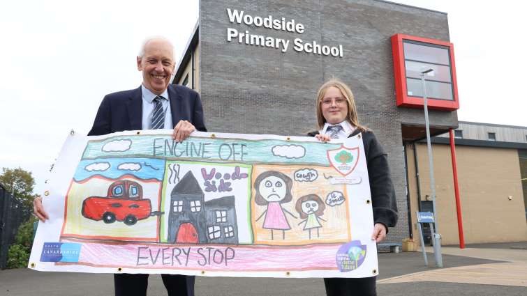 Poster highlights need to switch off engines outside schools