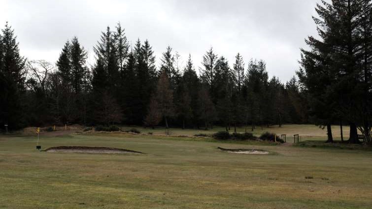 Golfers can continue to tee it up at Hollandbush