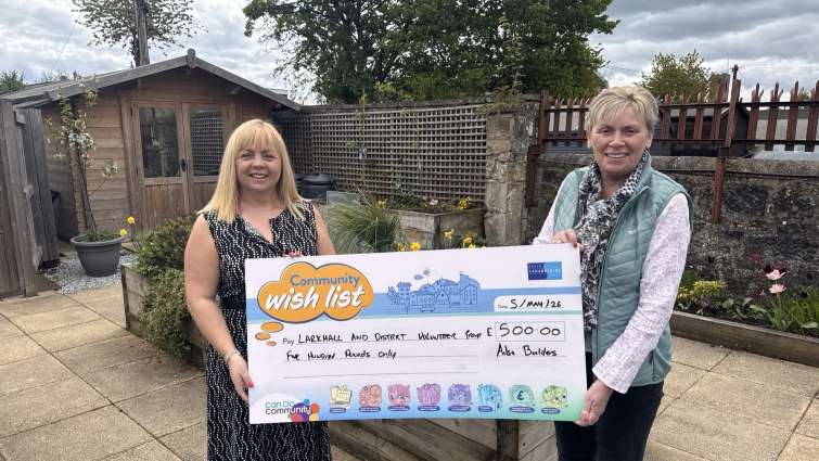 Volunteer group handed &pound;500 to continue DIY services