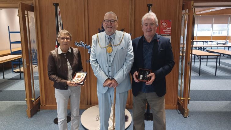 This image shows Provost Bert Thomson with Brigiette Courtois, President of the Chatelherault Twinning Association and Tom Welsh, President of the Hamilton Twinning Association.