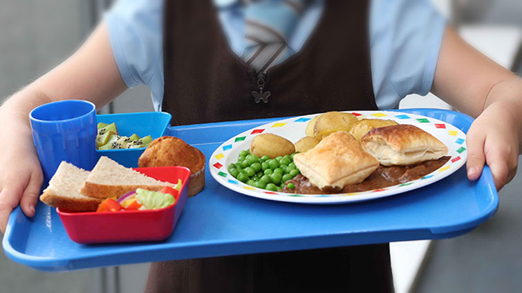 Free meals entitlement extended in primary schools